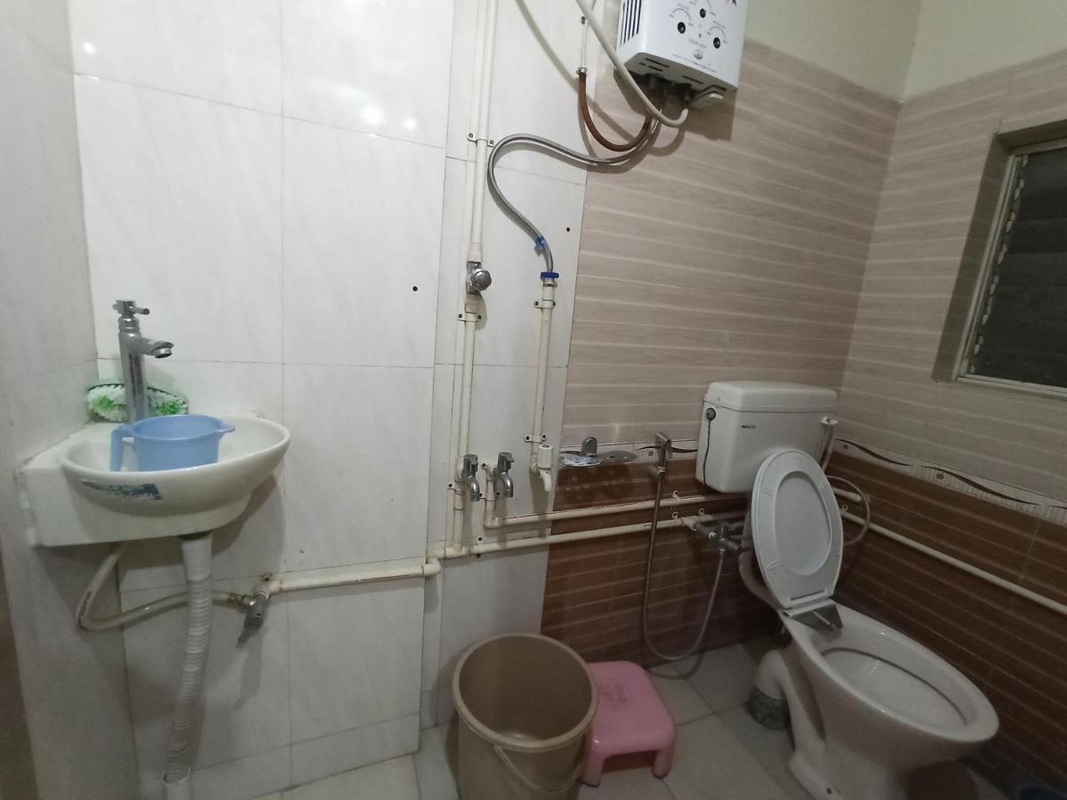 Malwade Motels Pune Exterior foto
