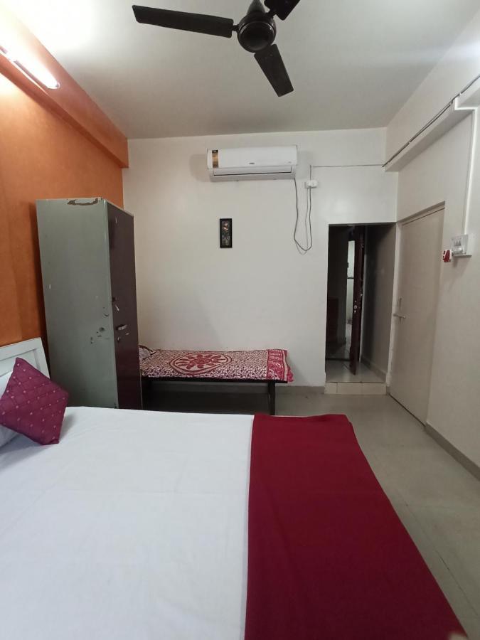 Malwade Motels Pune Exterior foto